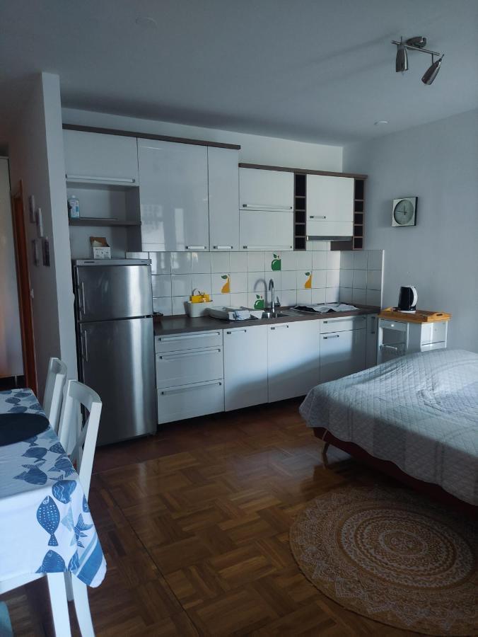Apartman Vesna 2 Persons Нивице Екстериор снимка